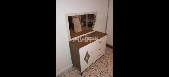 دار نوم ايطاليه مستعمله للبيع مكونه من 6 قطع - 4