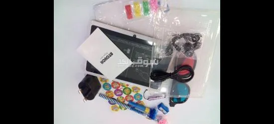 تابلت اطفال سهل الاستخدام جواده ممتازه ياتي بي جميع الملحقات اللتي بي الصوره  يدعم معظم العب الاطفال