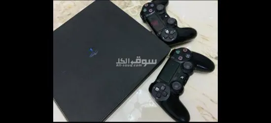 السلام عليكم بلايستيشن 4 مهكر للبيع في2يد تحكم في 22لعبه استعمال نضيف مكان سبها المنشيه